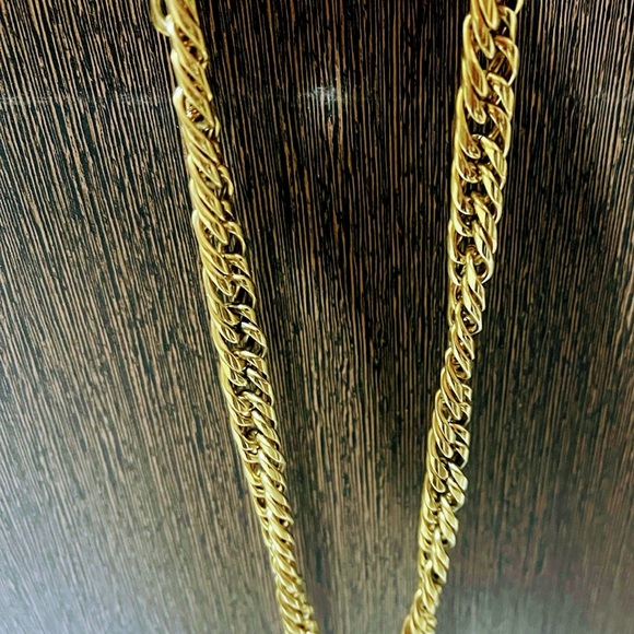🔵Stainless steel thick golden chain for Men - Picture 4 of 8